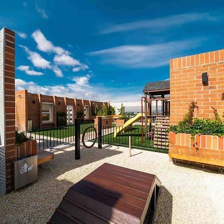 Lovely 1 Bedroom Unit With Free Parking Modra Zone 4 Guatemala City Luaran gambar