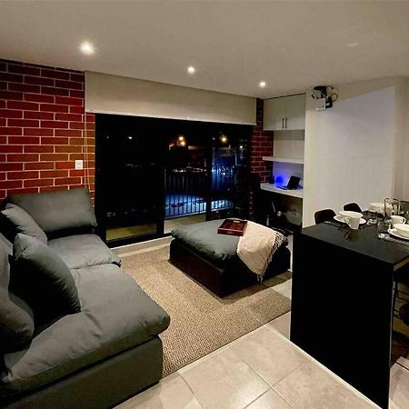 Lovely 1 Bedroom Unit With Free Parking Modra Zone 4 Guatemala City Luaran gambar