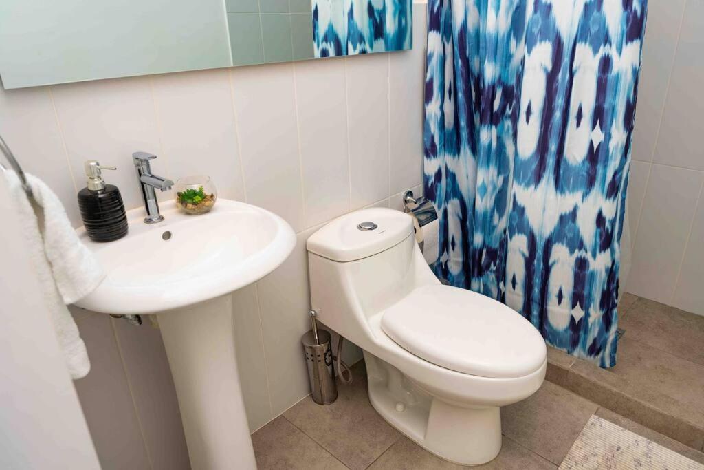 Lovely 1 Bedroom Unit With Free Parking Modra Zone 4 Guatemala City Luaran gambar
